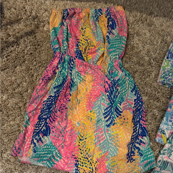 Colorful Patterned Dresses and Tops - Picture 5 of 9
